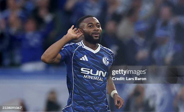 Moussa Sylla of Schalke celebrates after scoring his teams first go during the 2. Bundesliga match between FC Schalke 04 and Hertha BSC at...