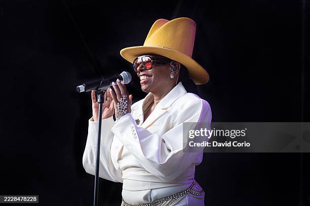 David Thompson Singer 122 David Thompson (Singer) Stock Photos, High-Res Pictures, and Images ...