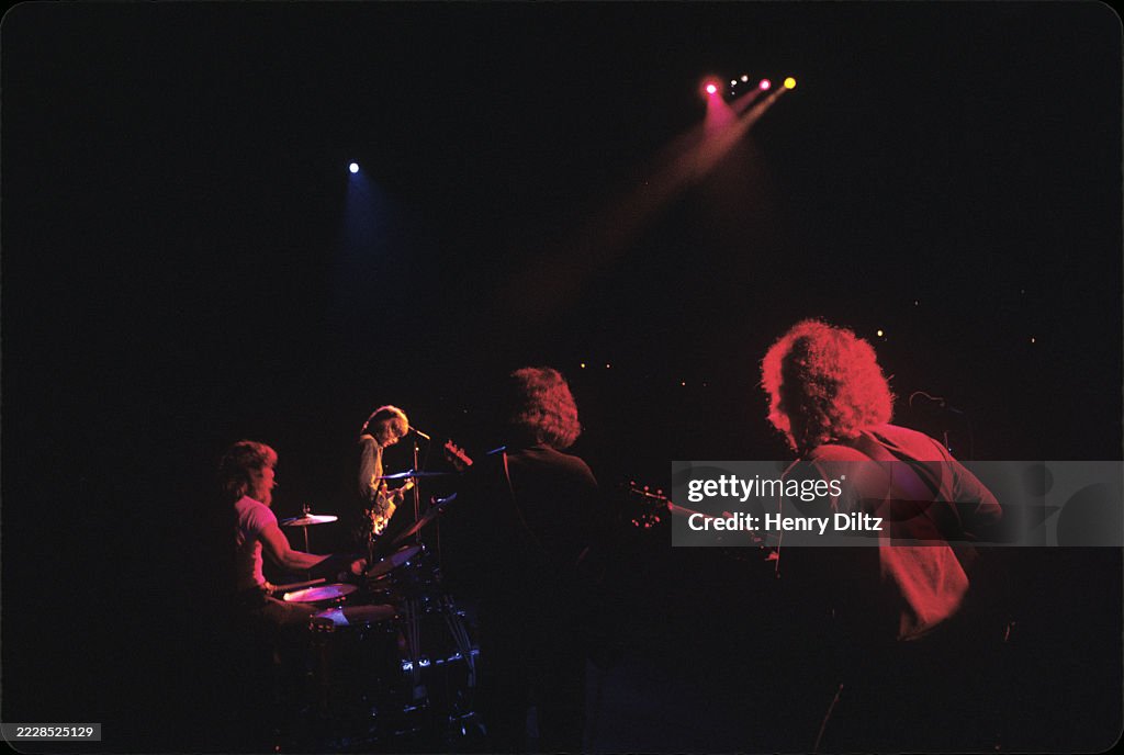 CCR Play Woodstock