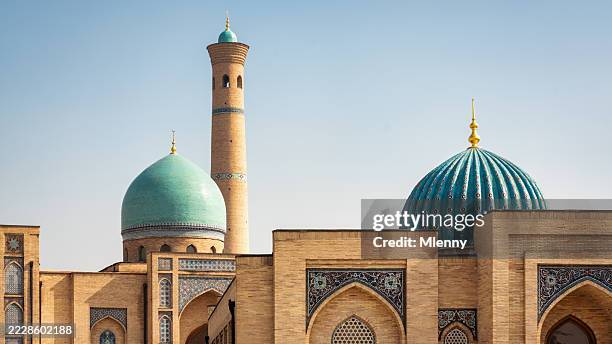 uzbekistan tashkent hazrat imam complex khast imam dome minaret barakhan madressa almazar - islamismo imagens e fotografias de stock