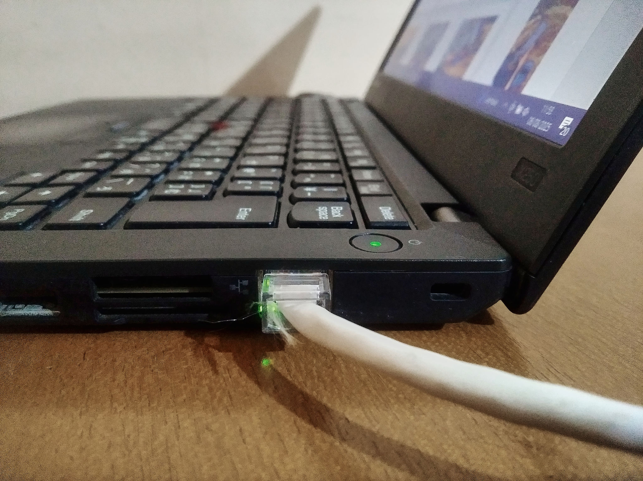 laptop connectors