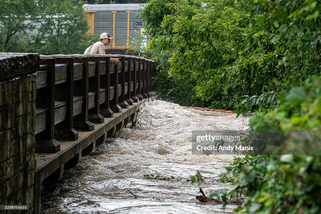 Heavy Rains Bring Flash Floods To Southeast Wisconsin