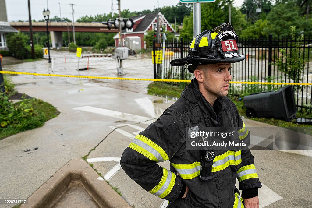 Heavy Rains Bring Flash Floods To Southeast Wisconsin