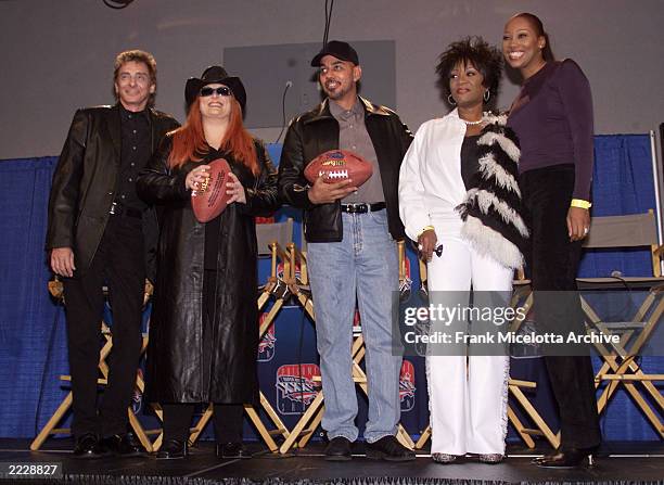 Barry Manilow, Wynonna Judd, James Ingram, Patti LaBelle, and Yolanda Adams at a press conference discussing their upcoming performance on the...