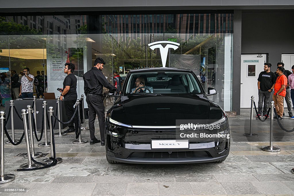 Tesla Opens Showroom in New Delhi