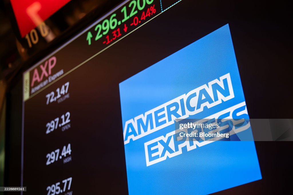 Traders At The NYSE As Stocks Hold Near Record Before Key Inflation Data