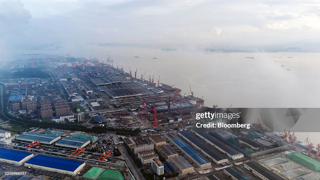 Grain Terminal Nansha Port in Guangzhou as Trump Extends China Truce for 90 Days, Averting Tariff Hike