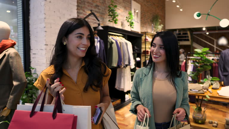 https://media.gettyimages.com/id/2229074951/video/beautiful-female-friends-on-a-shopping-spree-leaving-a-store-talking-and-smiling.jpg?b=1&s=640x640&k=20&c=uWsXg2Kx_fPDYUhfcAL8PbyPACxCT9pFy3Nn6DCtWrc=