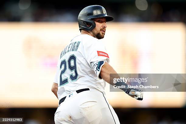 Cal Raleigh Muscles 6,430 Cal Raleigh Photos & High Res Pictures - Getty Images