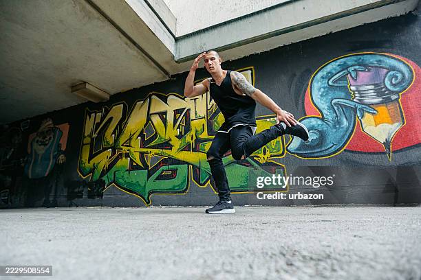886 Freestyle Rap Stock Photos, High-Res Pictures, and Images