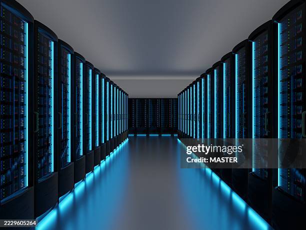 server room - perspetiva diminutiva imagens e fotografias de stock