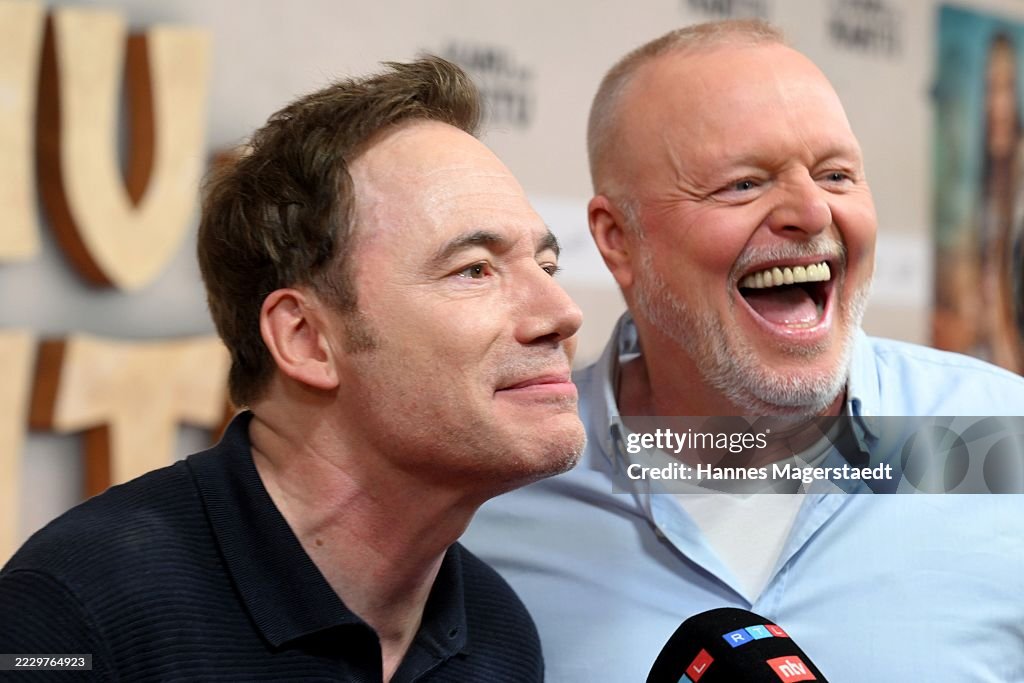 "Das Kanu Des Manitu" Munich Premiere