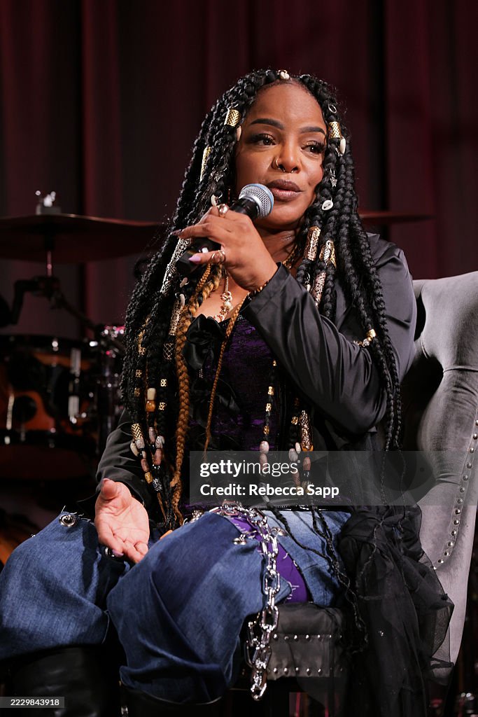 Spotlight: Leela James