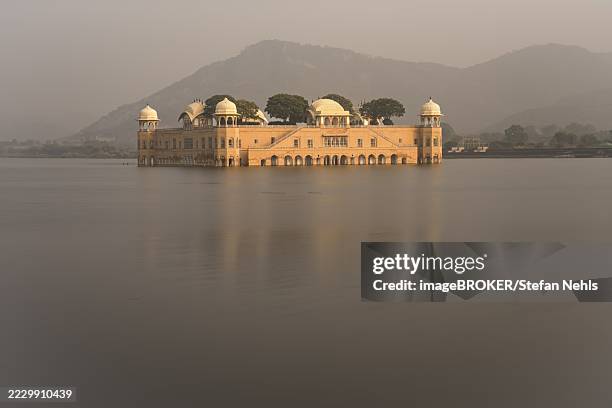 jal mahal water palace, jaipur, rajasthan, india - jal mahal stock pictures, royalty-free photos & images