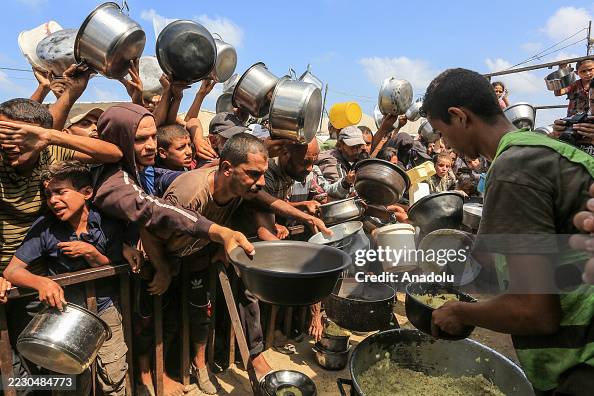 Palestinians in Gaza provided with food assistance amid starvation Palestinians in Gaza provided with food assistance amid starvation