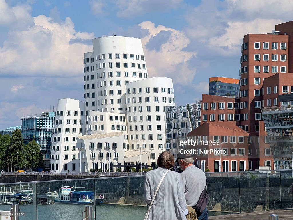 Gehry Buildings In Duesseldorf