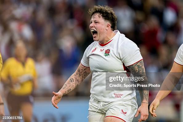 Hannah Boterman Hannah Botterman of England Celebrates after scoring a try during the ...