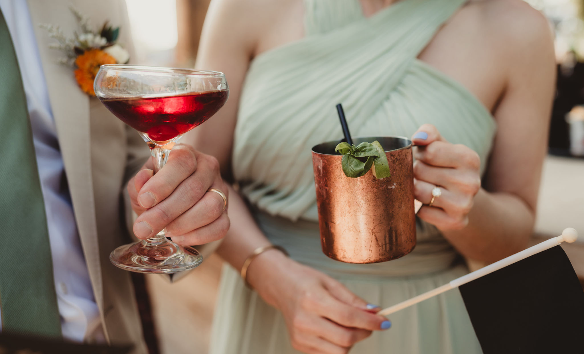 mobile cocktail bar wedding