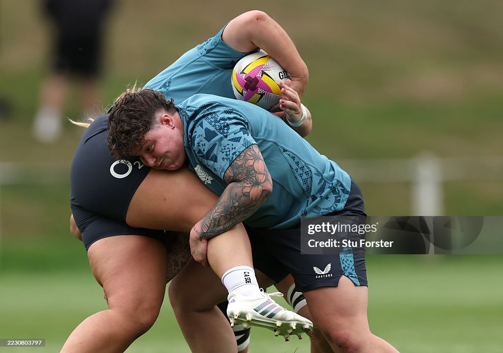 Hannah Boterman England player Hannah Botterman puts in a tackle on Amy Cokayne... News ...