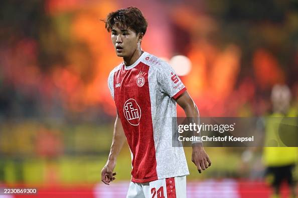 Rot-Weiss Essen v Borussia Dortmund - DFB Cup: Round One Rot-Weiss Essen v Borussia Dortmund - DFB Cup: Round One