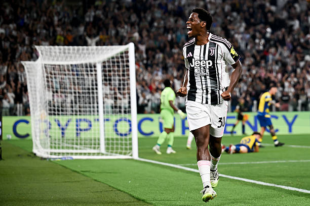 Jonathan David of Juventus FC celebrates Juventus first goal during the Serie A match between Juventus FC and Parma Calcio 1913 at Allianz Stadium on...