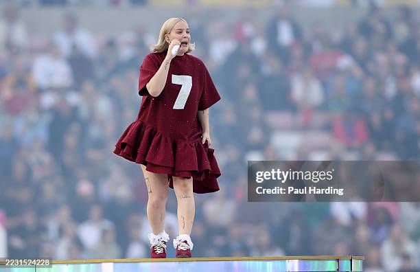 Anne Marie O2 Rugby English Singer and Songwriter Anne-Marie performs pre-match as part ...