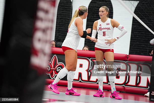 Emily Ragin 4,159 Emily Williams Photos & High Res Pictures - Getty Images