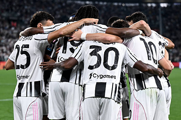 Jonathan David of Juventus celebrates his goal during the Serie A match between Juventus FC and Parma Calcio 1913 at Allianz Stadium on August 24,...