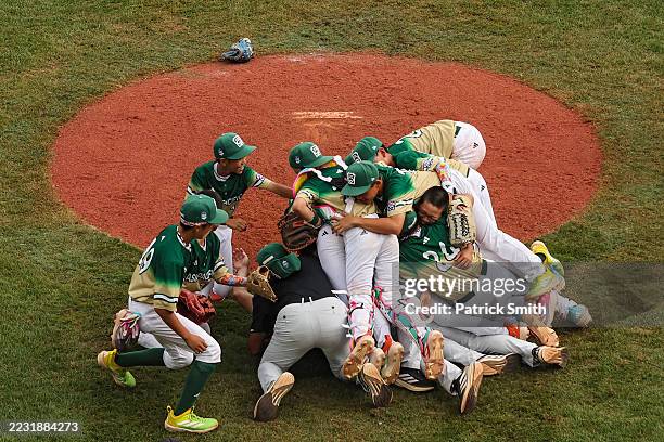 Asia-Pacific Region team from Taoyuan City, Chinese Taipei celebrate after defeating the Mountain Region from Las Vegas, Nevada to win the 2025...