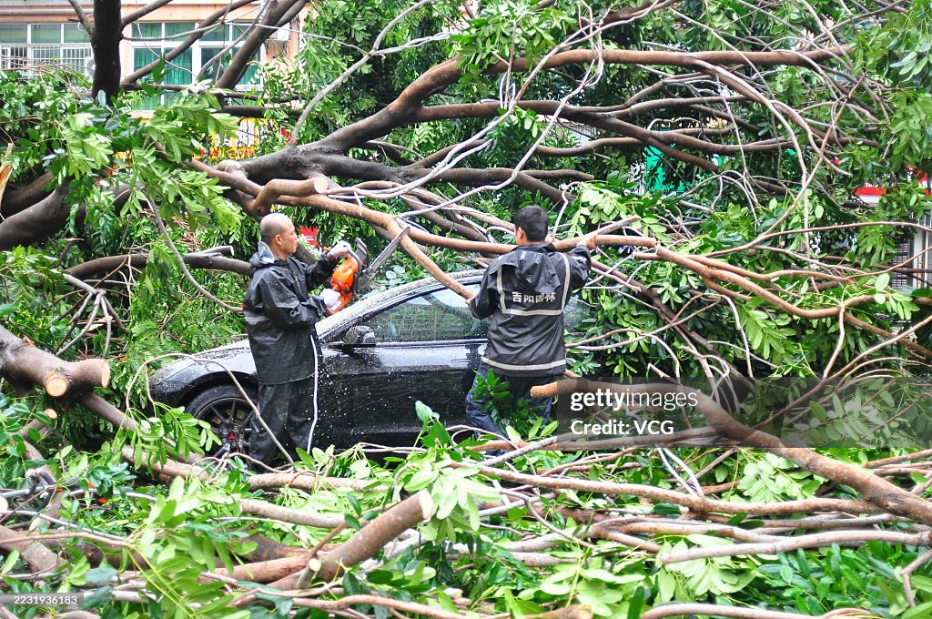 Typhoon Kajiki Drenches Southern China's Hainan Province