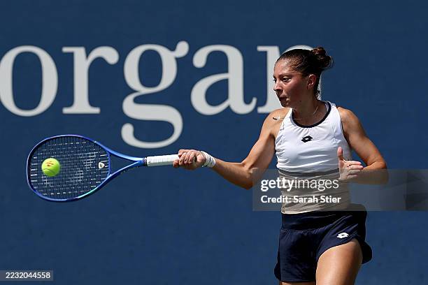 A Ruzic 298 Antonia Ruzic Stock Photos, High-Res Pictures, and Images - Getty ...