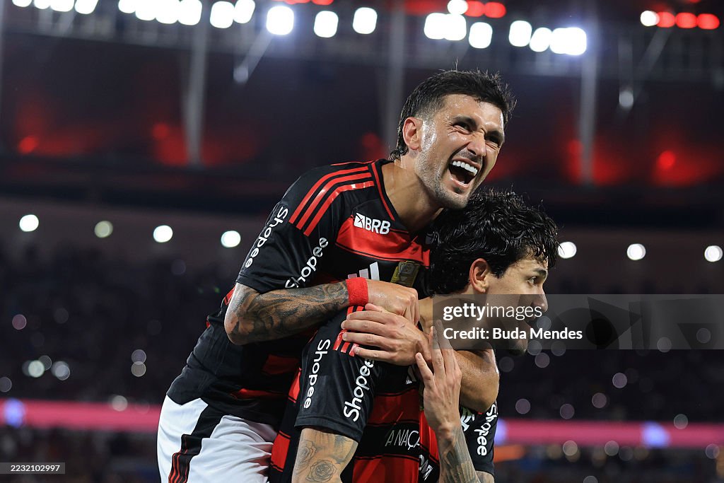 Flamengo v Vitoria - Brasileirao 2025