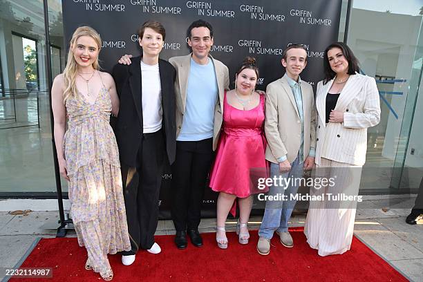 Gordon Rocks Actor 89 Colia Stock Photos, High-Res Pictures, and Images - Getty Images