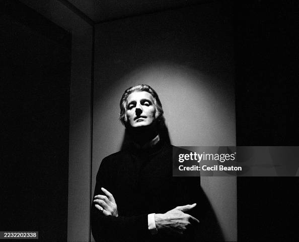 Hubert de Givenchy, 1971 Hubert de Givenchy, 1971