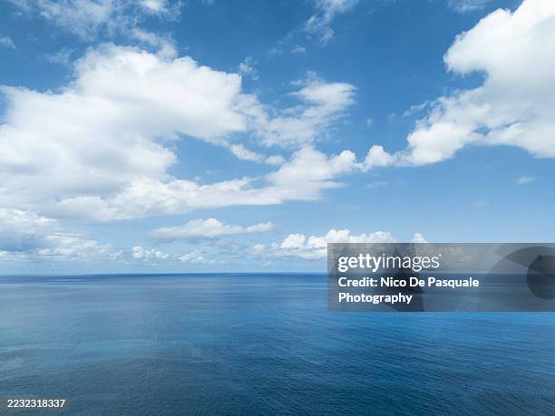 aerial view of the pacific ocean and cloudscape off the coast of oahu, hawaii - clouds from aircraft point of view stock pictures, royalty-free photos & images