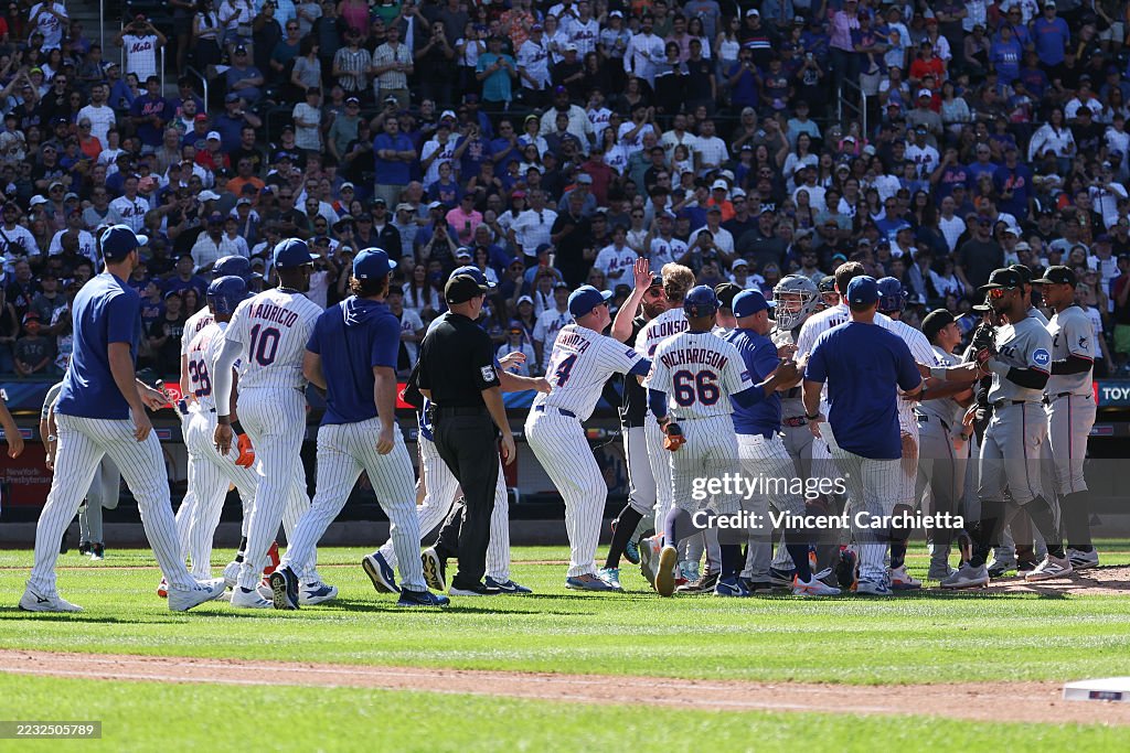 Miami Marlins v New York Mets