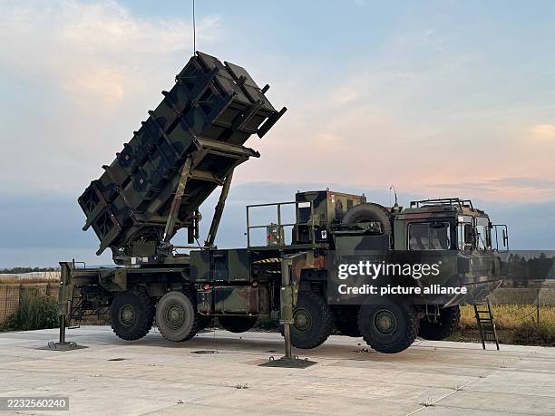 September 2025, Poland, Rzeszow: A Patriot air defense system of the German Armed Forces stands at the airport. Photo: Michael Fischer/dpa -...