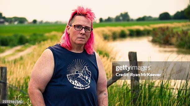 quiet strength in the field - mullet haircut stock pictures, royalty-free photos & images