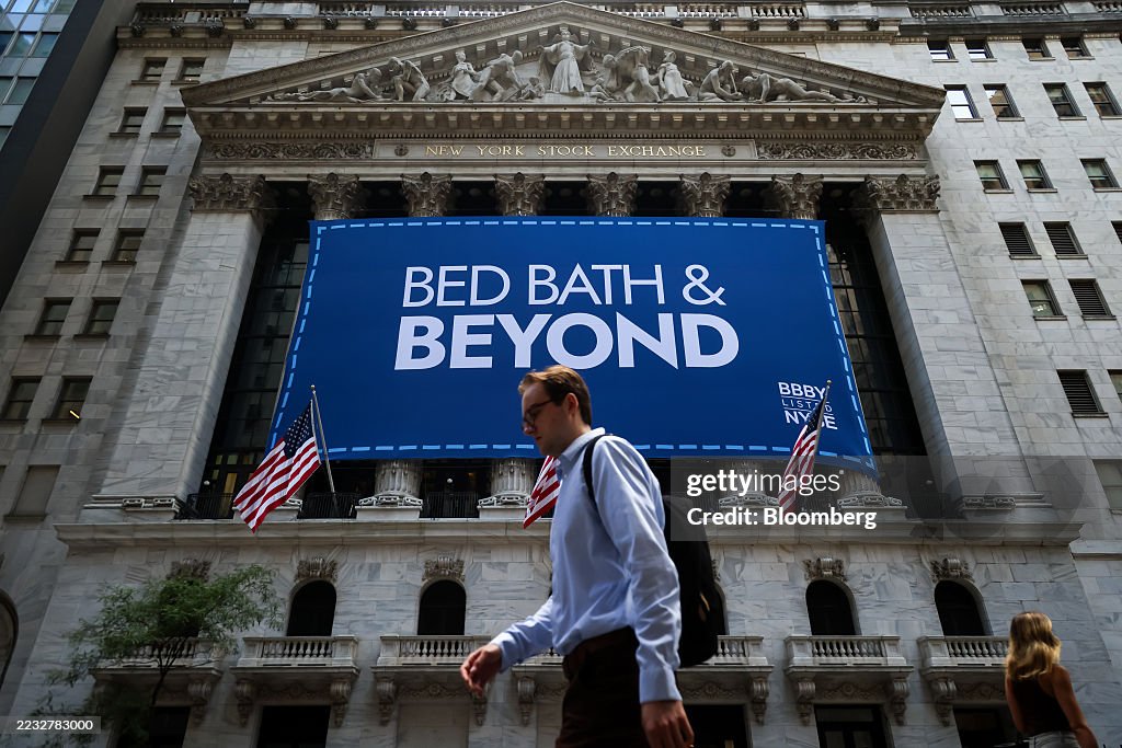 US Stocks Drop As Tech Rout Deepens, Hurt By Climbing Yields