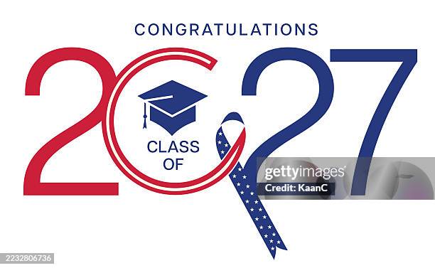 ilustrações, clipart, desenhos animados e ícones de letras da classe de 2027. conceito dos eua. parabéns ao cartaz de tipografia dos graduados. vetorial, modelo, para, cartão, adesivo, banner, etiqueta, t-shirt, etc. banco de ilustração - baile de graduação