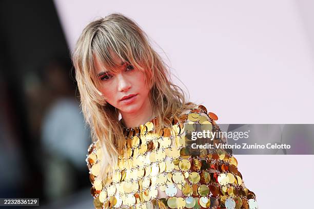 Suki Waterhouse attends the "Broken English" red carpet during the 82nd Venice International Film Festival on August 30, 2025 in Venice, Italy.