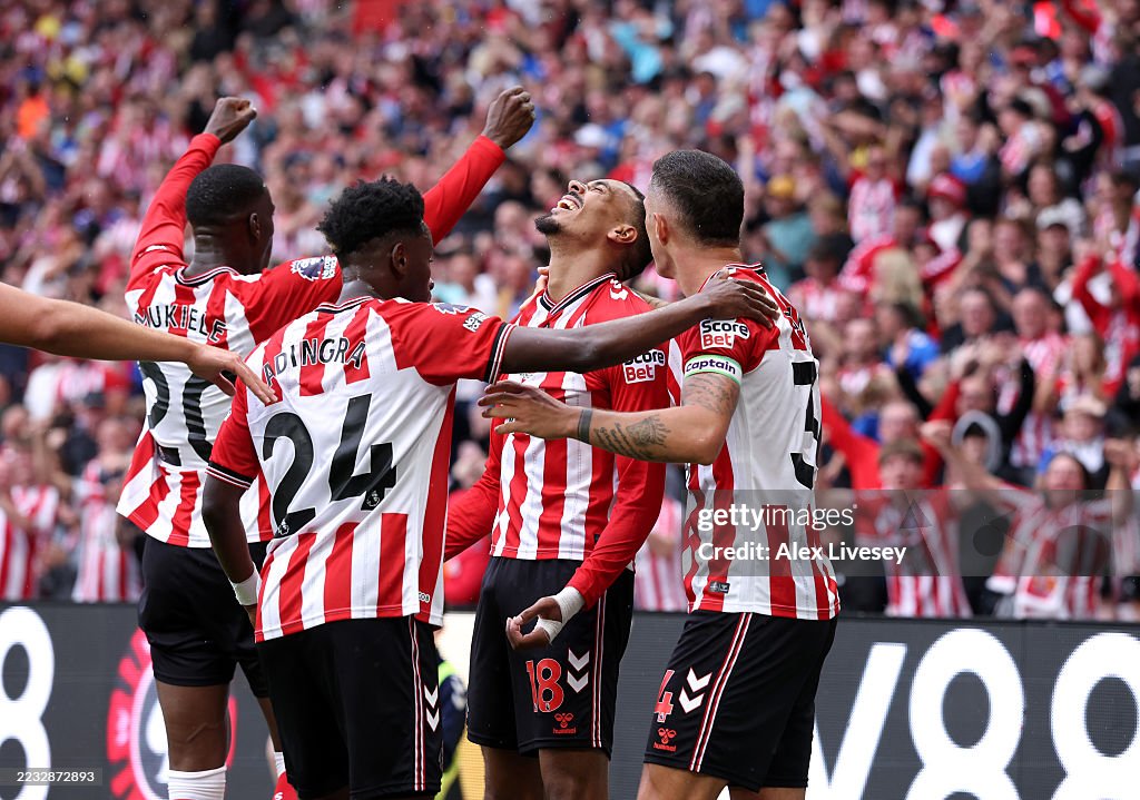 Sunderland v Brentford - Premier League