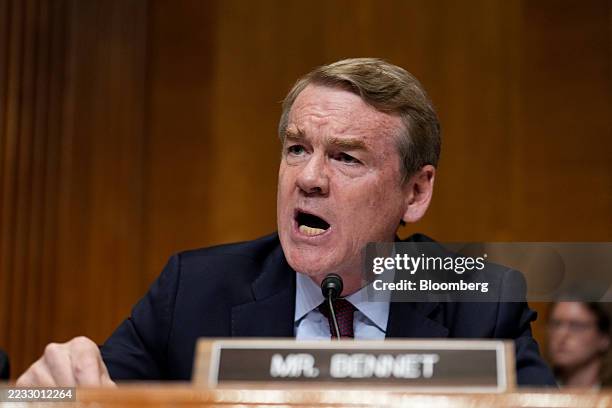 Senator Bennett 1,224 Us Senator Michael Bennet Stock Photos, High-Res Pictures, and ...