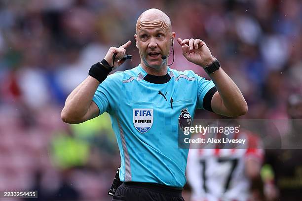 Referee, Anthony Taylor during the Premier League match between Sunderland and Brentford at Stadium of Light on August 30, 2025 in Sunderland,...
