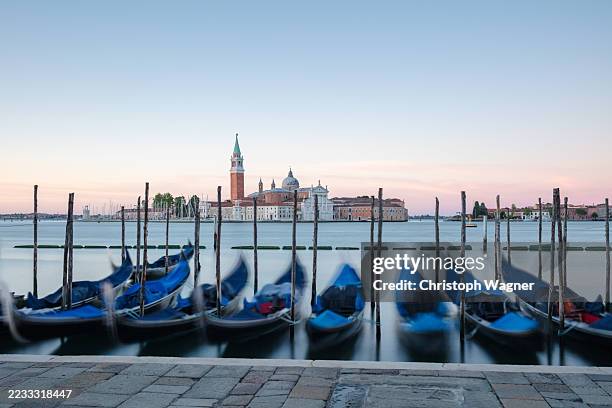 venedig, venezia, venice - europa figuren uit de klassieke mythologie stockfoto's en -beelden