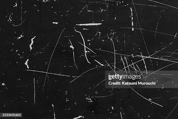 scratched abstract black steel grunge texture background - arranhar imagens e fotografias de stock