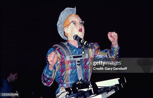 Devo Perform At Radio City, News Photo