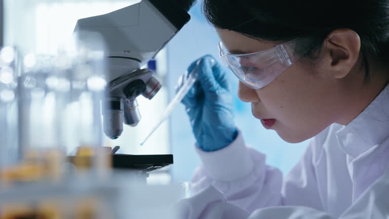 https://media.gettyimages.com/id/2233595002/video/female-scientist-working-with-microscope-in-laboratory-medical-research-biotechnology.jpg?b=1&s=640x640&k=20&c=Qfz5zpXP_7TM3Y4WdBVw4pPGUMcNazaWEFUZEQ5L0xM=