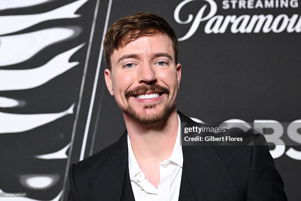 MrBeast At The MTV Video Music Awards 2025 Held At UBS Arena On News mrbeast-at-the-mtv-video-music-awards-2025-held-at-ubs-arena-on-news