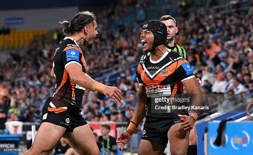 NRL Rd 27 - Titans v Wests Tigers
